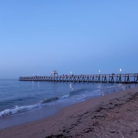 Gite De La Baleine Luc-sur-Mer Exteriör bild